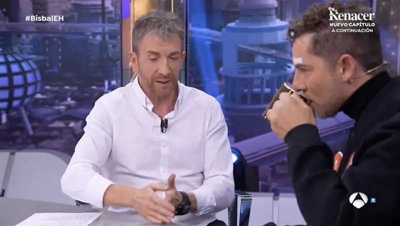 Pablo Motos y David Bisbal en 'El Hormiguero'