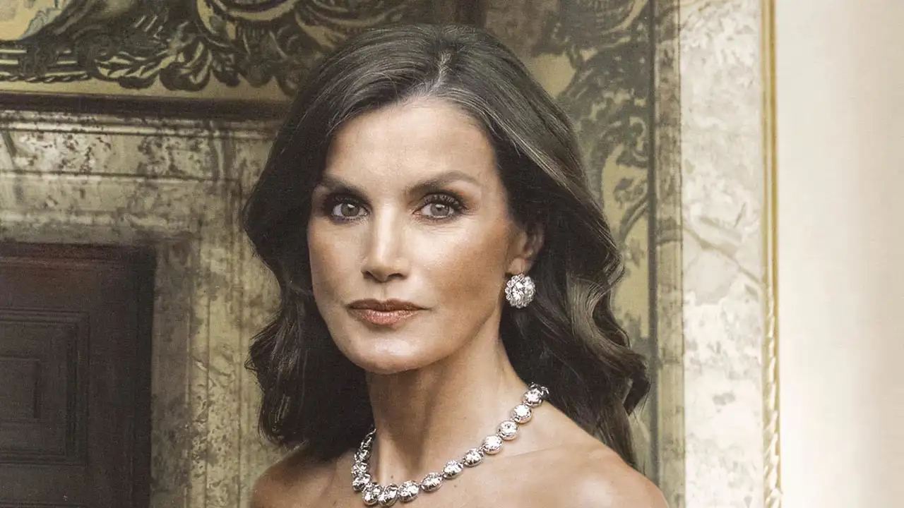 Ana Polo Alonso saca dos grandes peros al retrato de doña Letizia