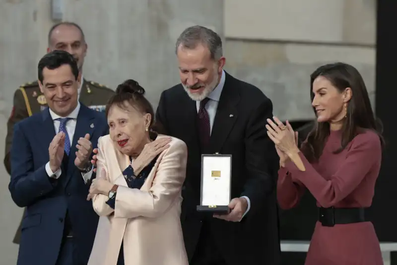 Gemma Cuervo, muy emocionada por la Medalla de Oro en las Bellas Artes