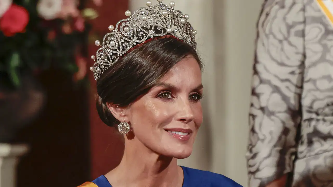 Las joyas reales que se han subastado y que la Reina Letizia podría haber recuperado