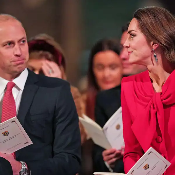 El Príncipe Guillermo y Kate Middleton en misa