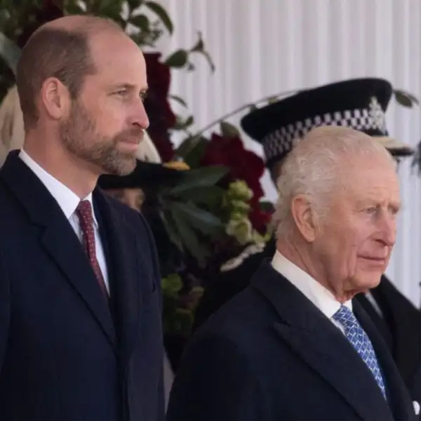 Kate Middleton, Guillermo y el rey Carlos III. 