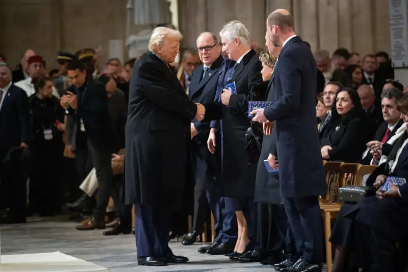 Donald Trump y el príncipe Guillermo en la reapertura de Notre Dame