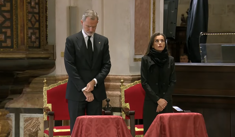 Los Reyes Felipe y Letizia en la catedral de Valencia 