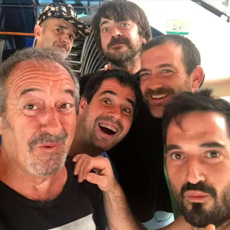 Karlos Arguiñano junto a sus hijos varones