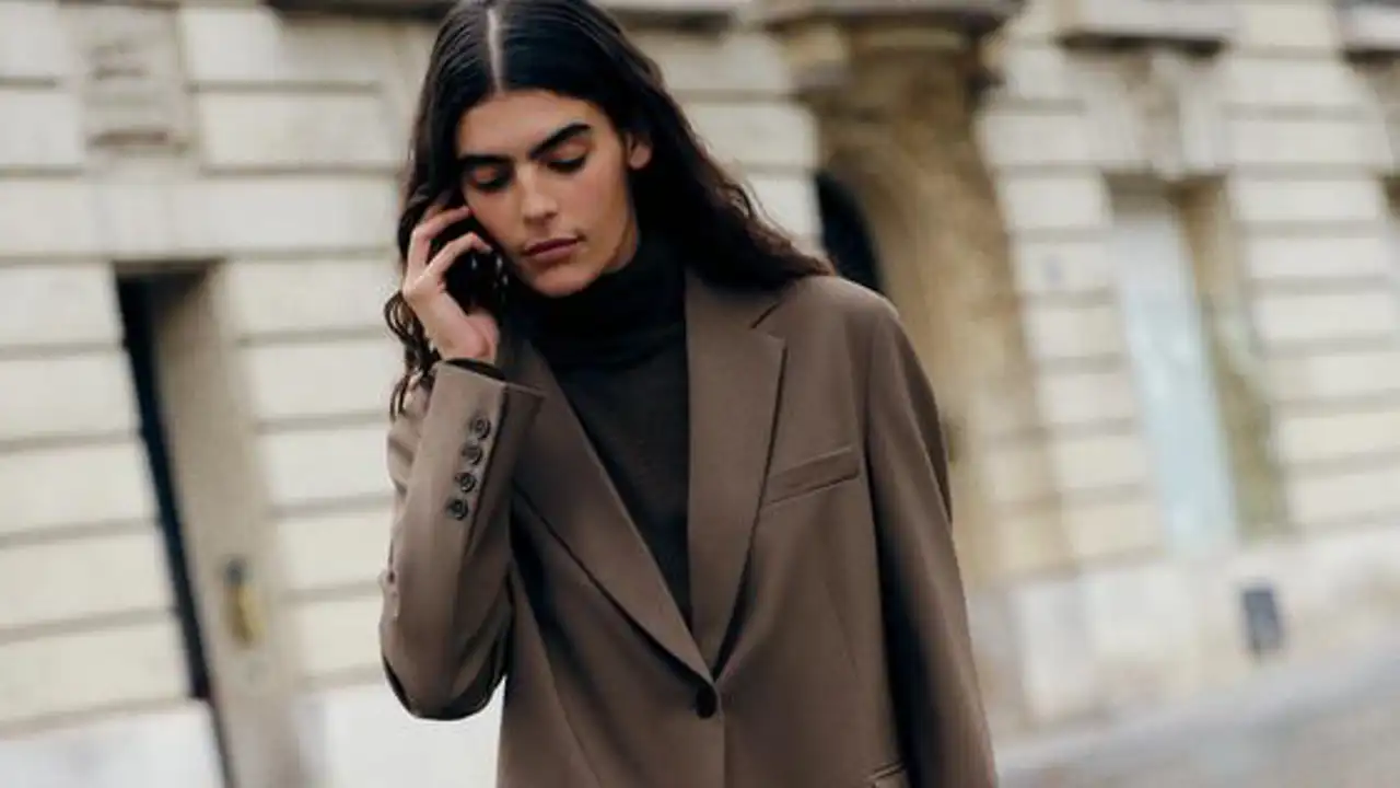 Zara se adelanta a Pantone con estas 3 prendas 'mocha mousse' que será el color de 2025 