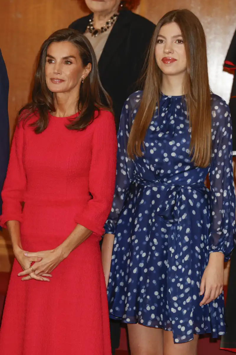 La Reina Letizia junto a la Infanta Sofía