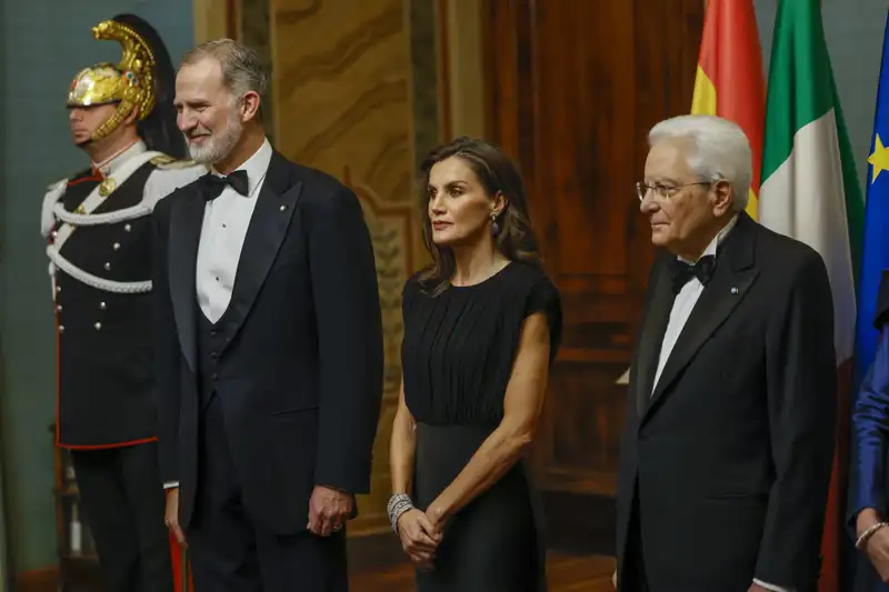 La Reina Letizia, en la cena de gala en Roma.