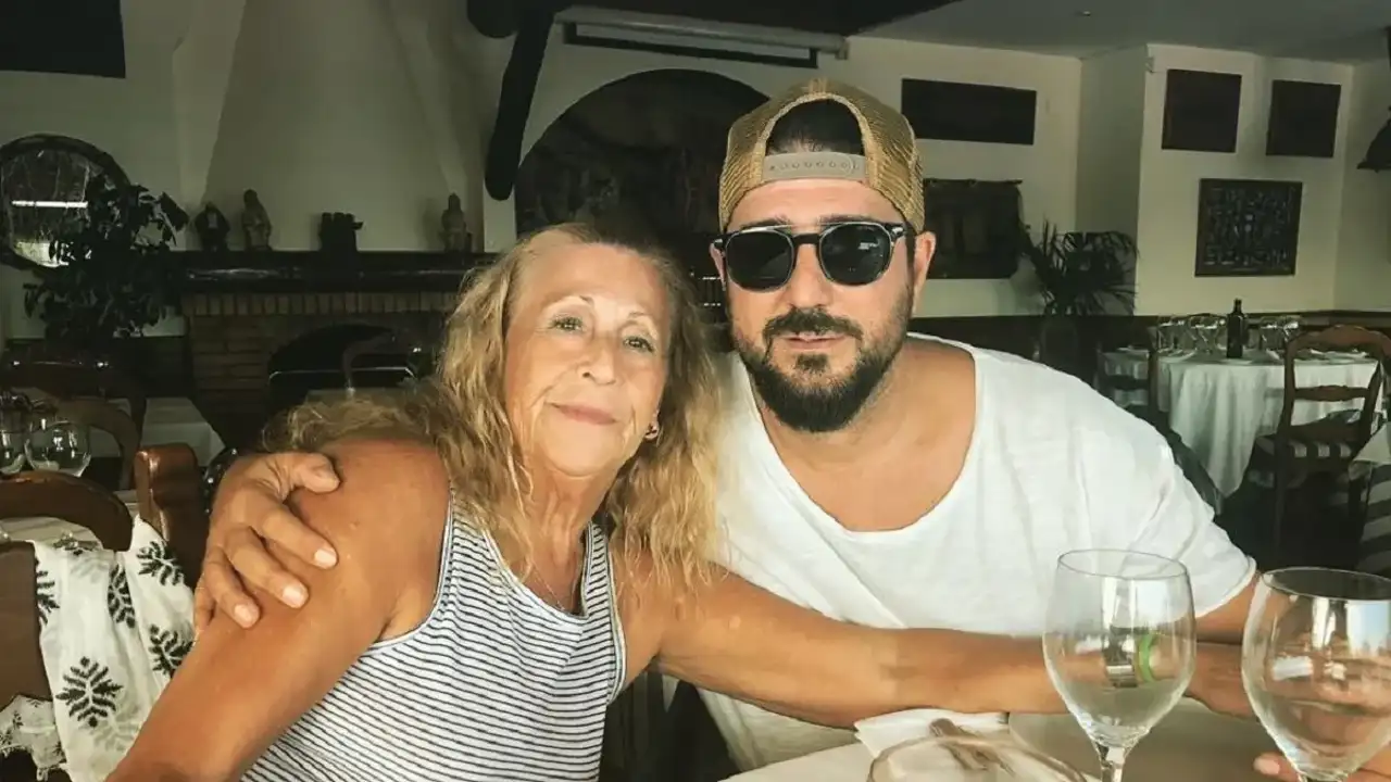 Te presentamos a Carmen Ferrón, la divertida madre influencer de Antonio Orozco 