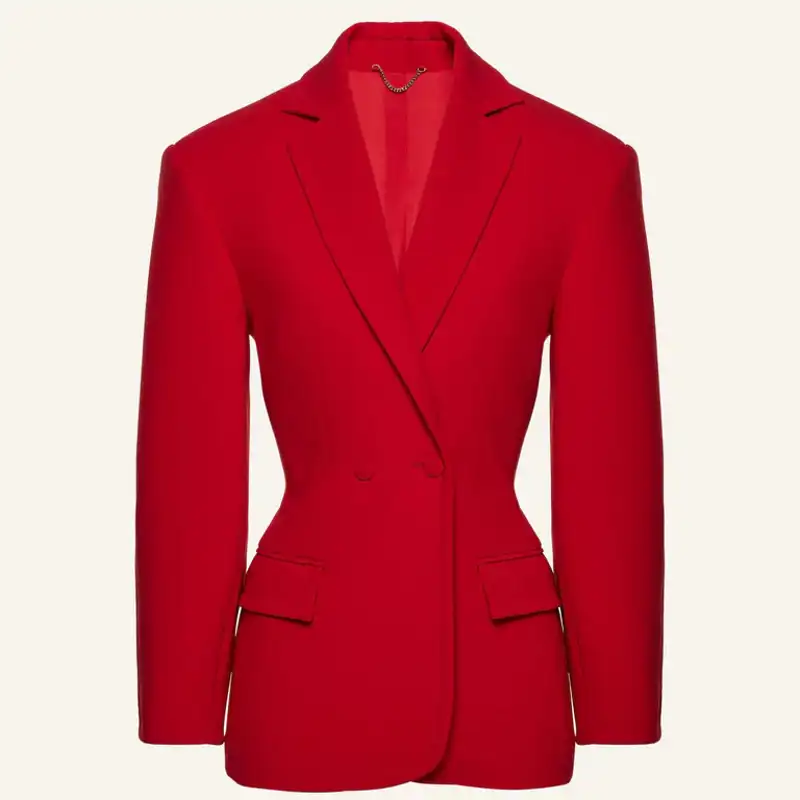 Double-button hourglass blazer in red de Mgda Butrym 1880 euros 