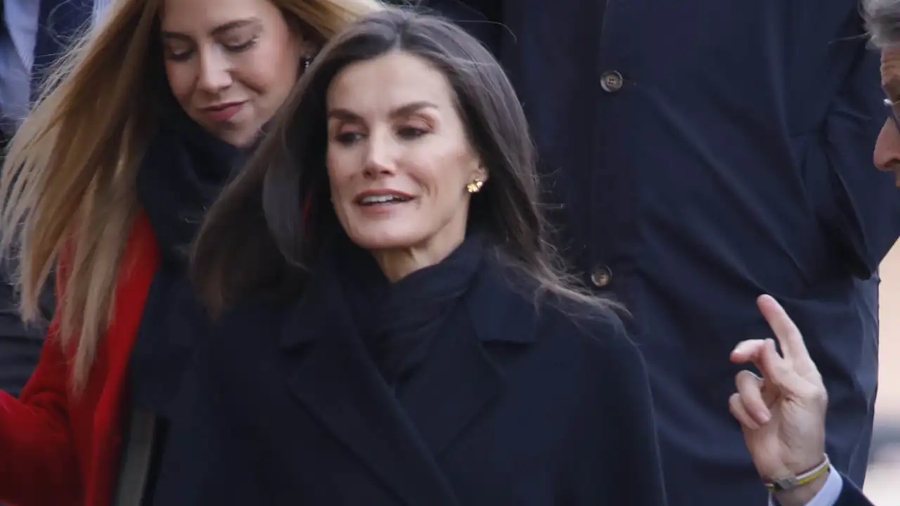 La Reina Letizia repite en La Rioja la fórmula infalible para triunfar en los días gélidos 