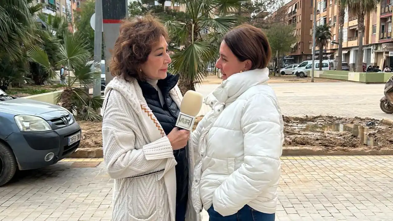 Ana Rosa Quintana en la zona cero de la dana