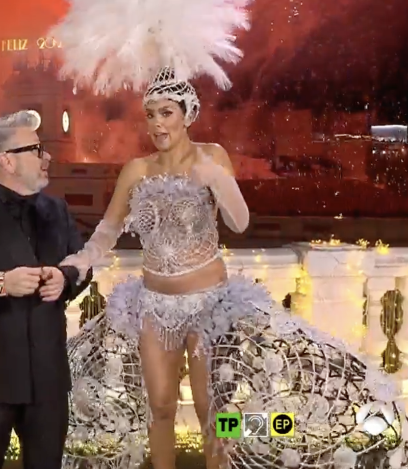 El vestido de Cristina Pedroche durante las campanadas 2024 /2025 