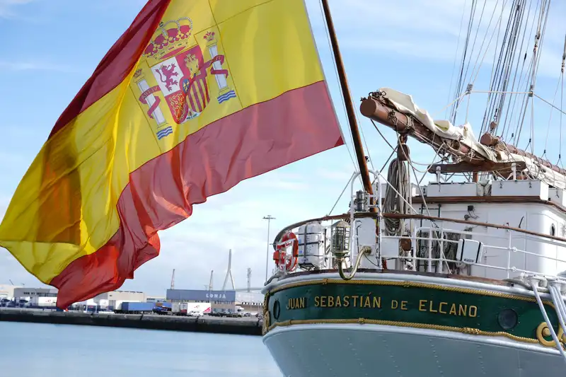 Buque escuela de la Armada Juan Sebastián Elcano