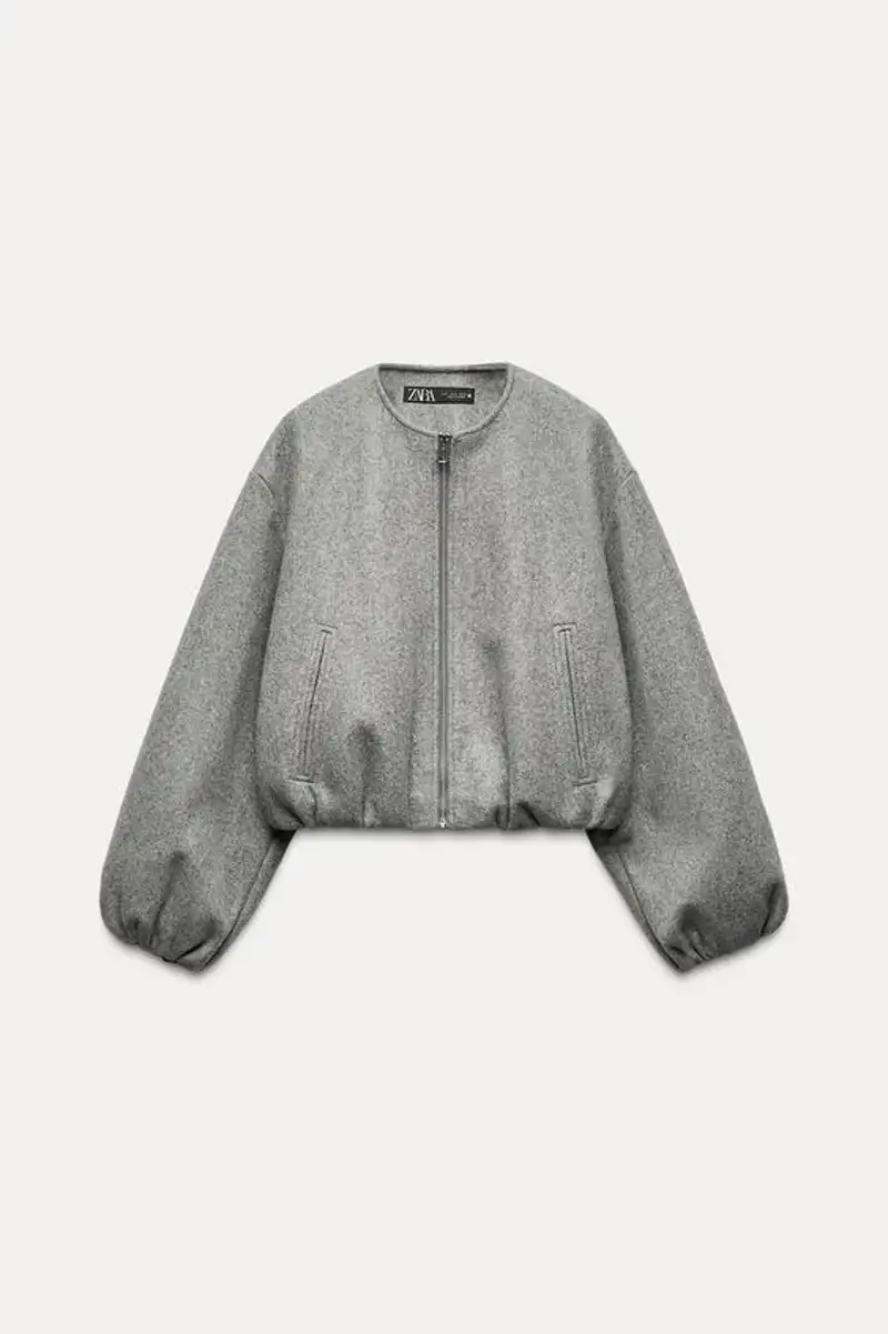 Chaqueta bomber soft acabados elásticos de Zara 29,95 euros