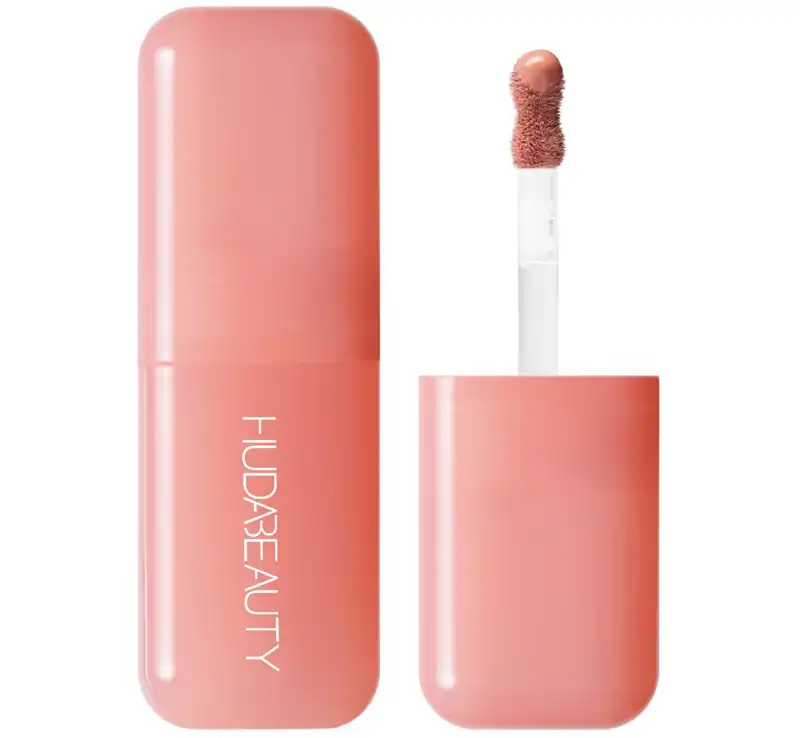 Blush Filter - Blush líquido de Huda Beauty 28,99 euros 