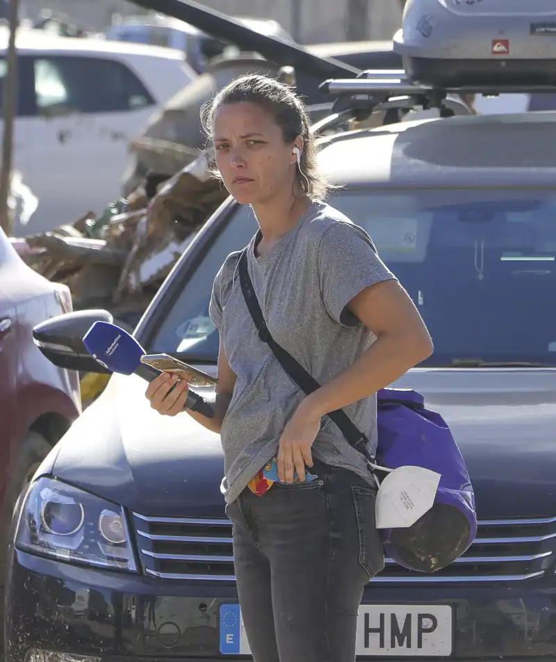 María Casado durante su viaje a Valencia tras la DANA