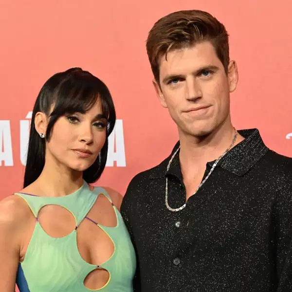 Aitana y Miguel Bernardeau, durante un photocall.