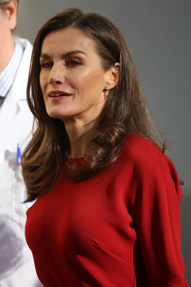 Los pendientes de rubíes y brillantes de la Reina Letizia en su último acto en Barcelona 