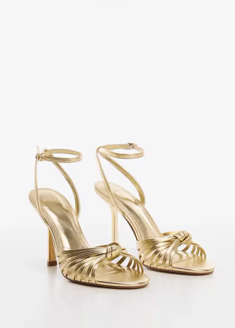 Sandalias tiras de tacón de Mango 19,99 euros