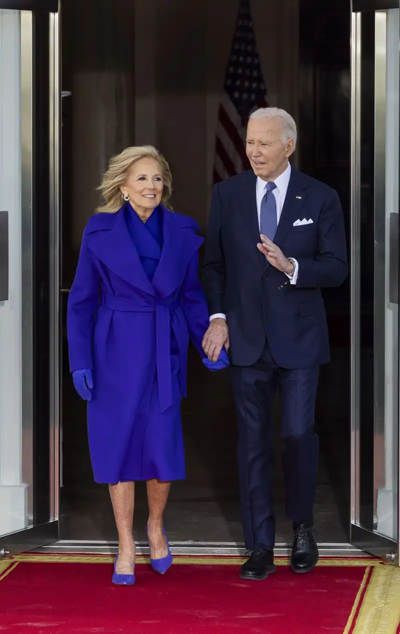 El look monocromático azul eléctrico de Jill Biden 