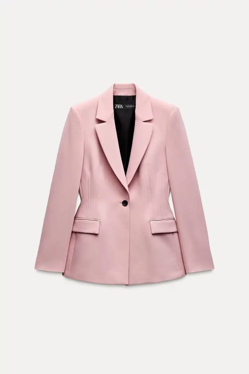 Blazer entallada de Zara 55,95 euros