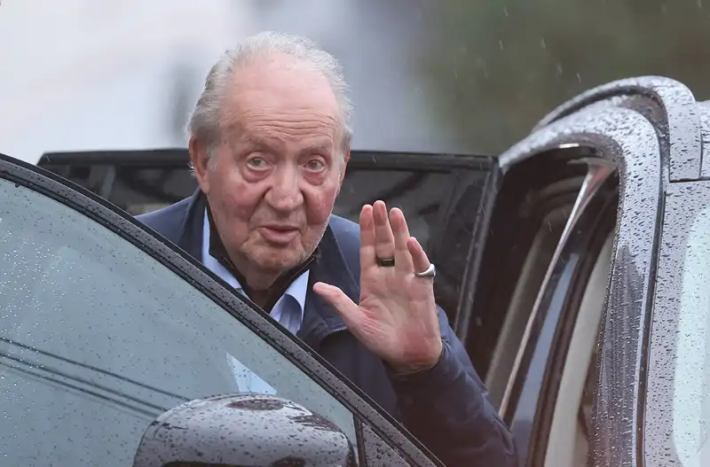 Juan Carlos I tras comer en O'Grove'Grove