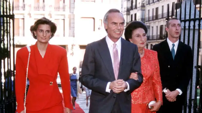 La Infanta Margarita y el resto de su familia