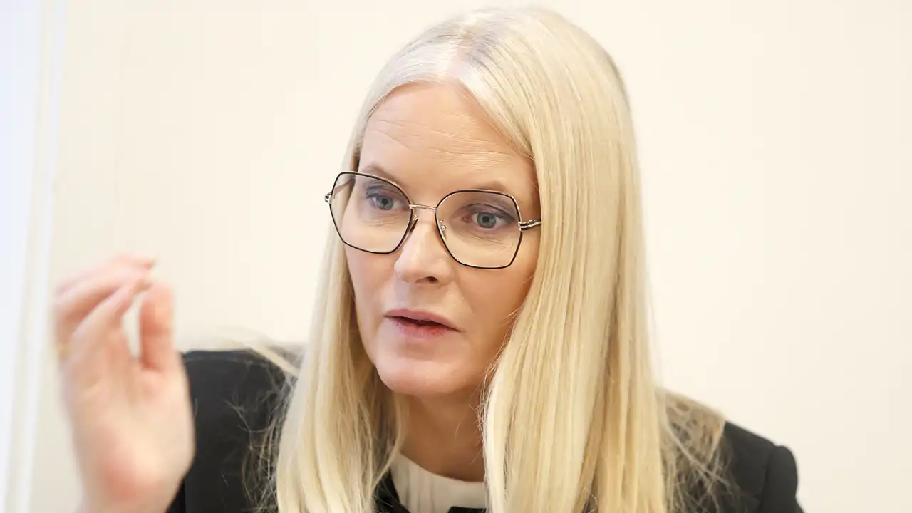 Preocupación por el estado de salud de Mette-Marit de Noruega tras cancelar una cita ‘in extremis’ 