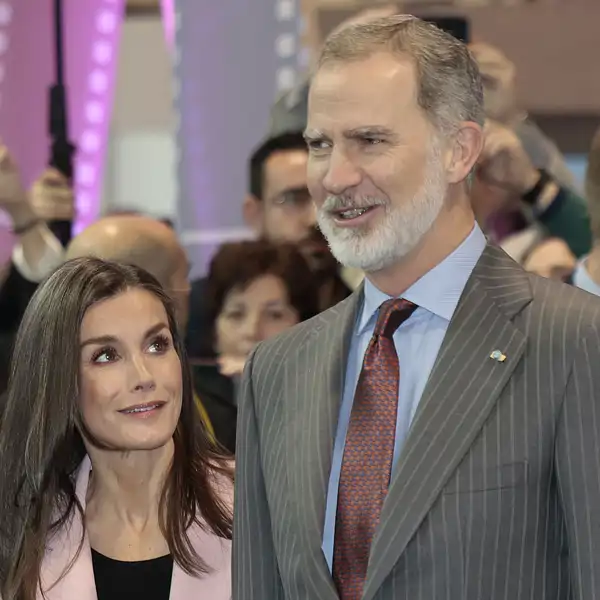 El Rey Felipe VI en compañía de la Reina Letizia en la pasada edición de FITUR.