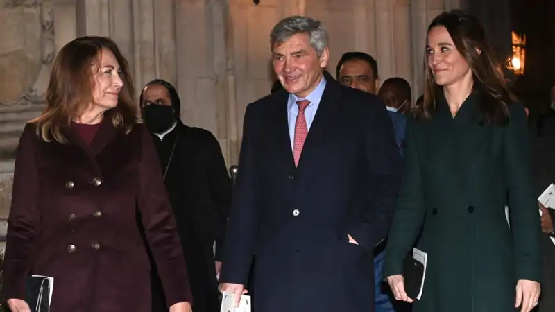 Los padres de Kate Middleton y su hermana Pippa.