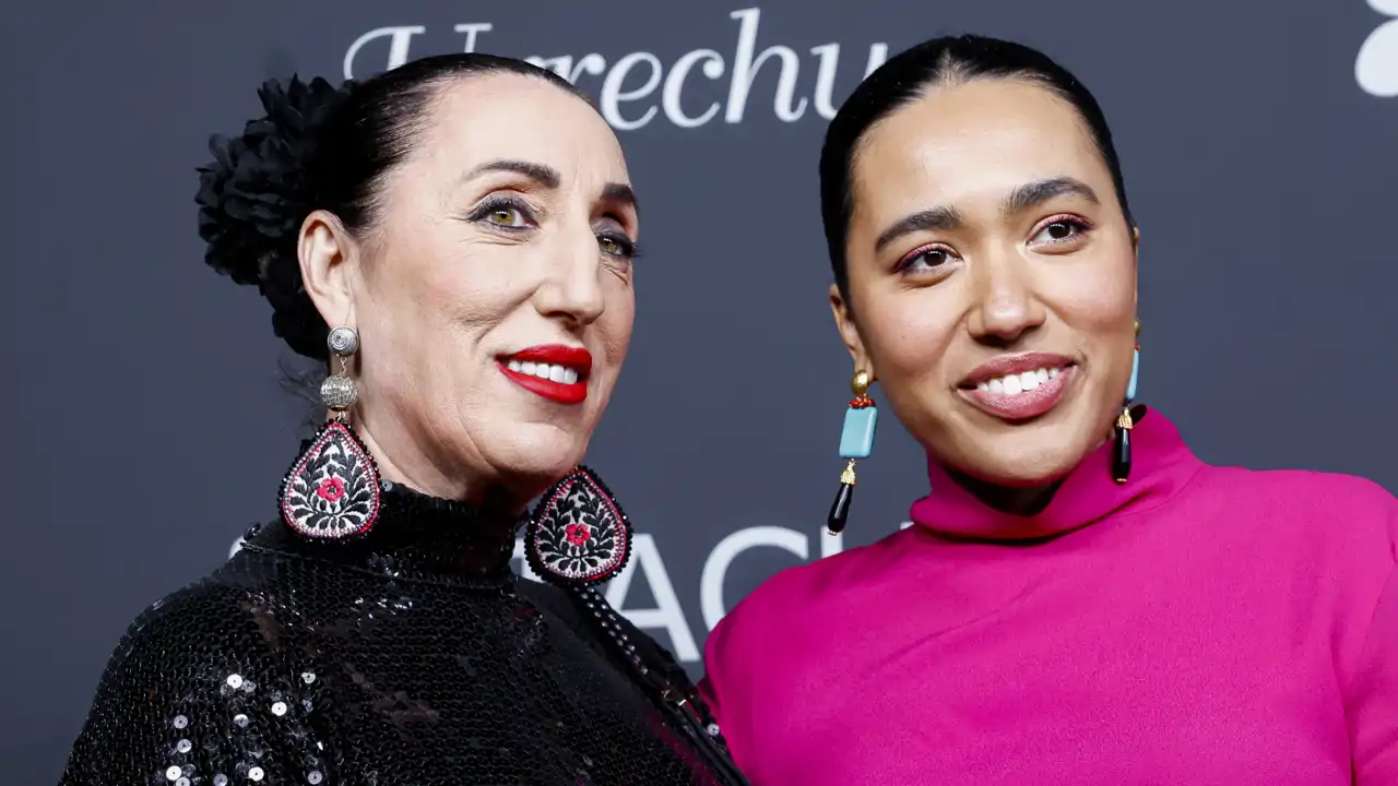 Así es la desconocida familia de Rossy de Palma: dos hijos artistas y una madre como pilar