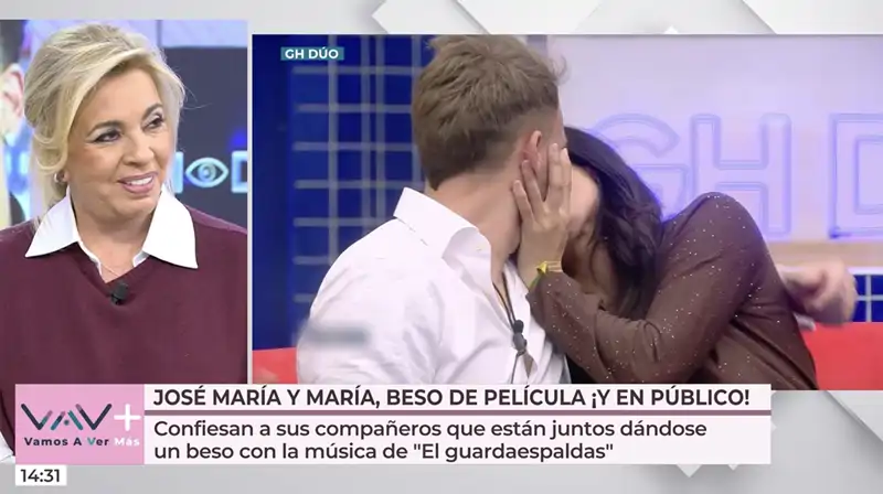 Carmen Borrego ve el beso de su hijo con María Sánchez