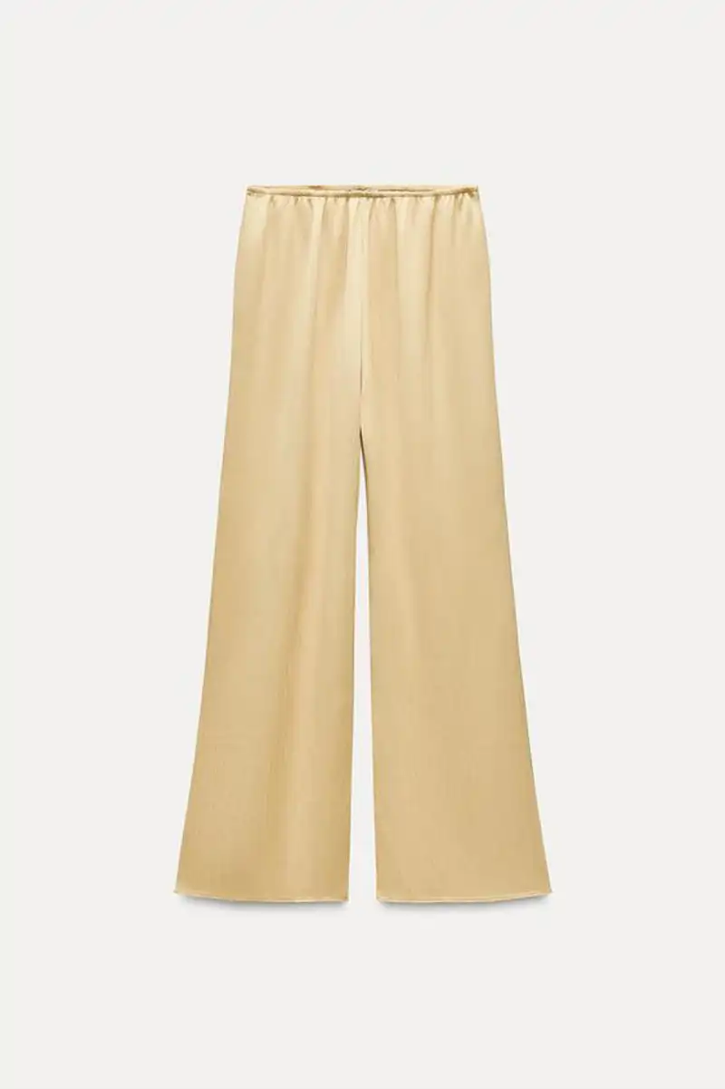 Pantalón ancho plisado de Zara 9,99 euros