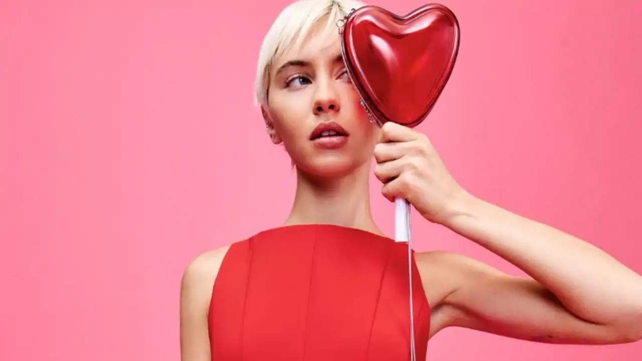 4 vestidos de Zara que parecen de pasarela y son perfectos para una cita romántica en San Valentín