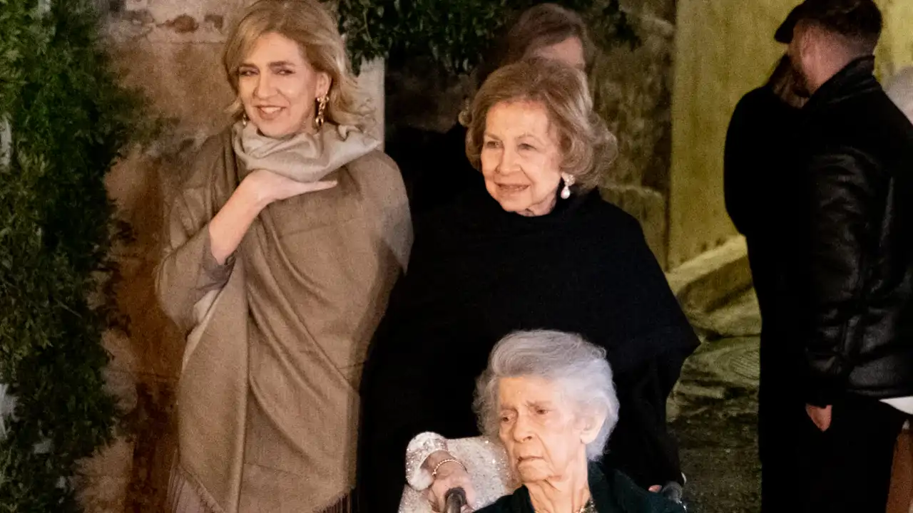 El aluvión de piropos que la Reina Sofía ha recibido en Grecia, la anécdota que ha marcado la boda de Nicolás y Chrysi Vardinoyannis