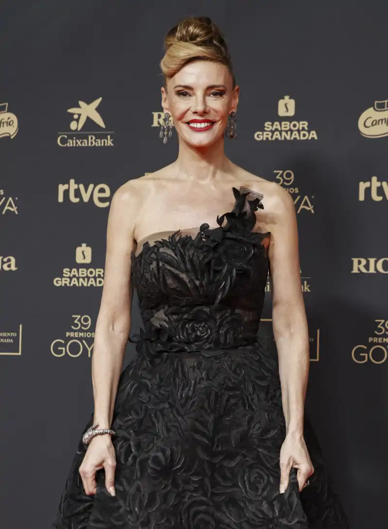 El peinado fallido de Paula Vázquez en los Premios Goya 2025 