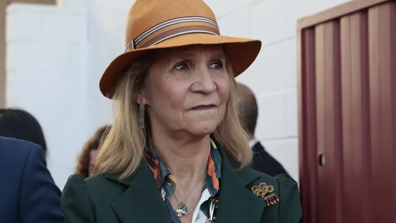 La infanta Elena reaparece tras su "plantón" a la Reina Sofía en un importante acto familiar