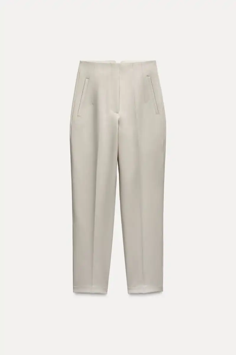 Pantalón tiro alto de Zara 25,95 euros