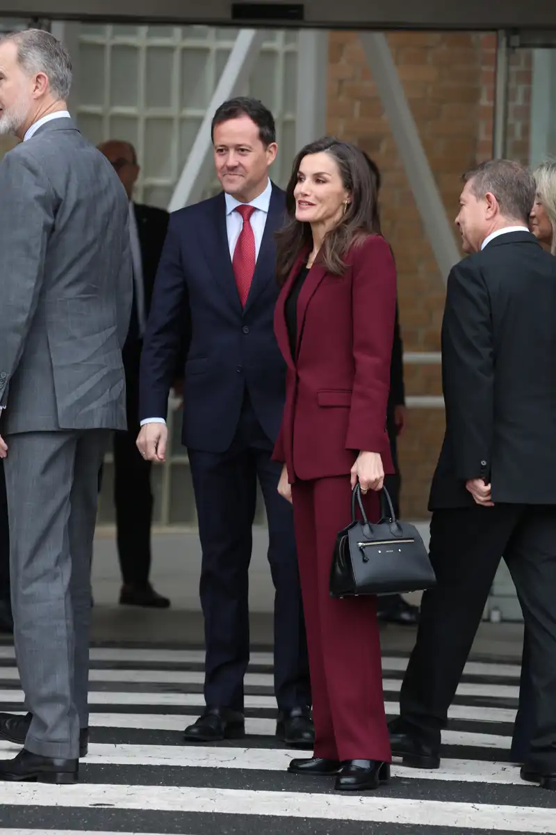 El bolso todoterreno de la Reina Letizia en su último acto en Toledo 