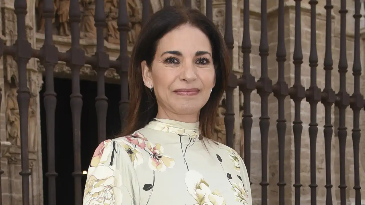 Mariló Montero propone 2 'lookazos' de invitada ideales para mujeres de +50 que quieren triunfar en bodas de primavera sin vestido