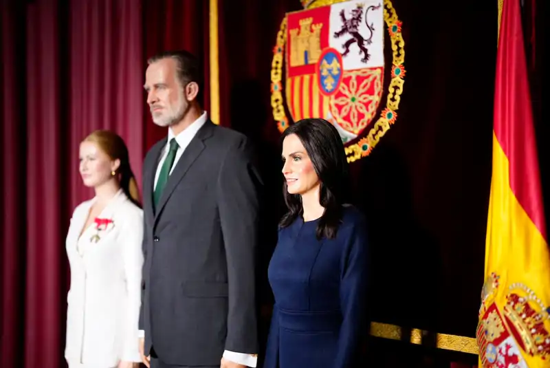 Las figuras de cera de los Reyes Felipe y Letizia junto a la Princesa Leonor