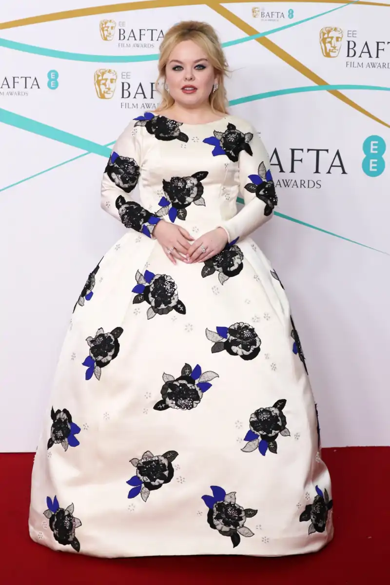 Nicola Coughlan y su vestido floral en los Premios Bafta 2023 