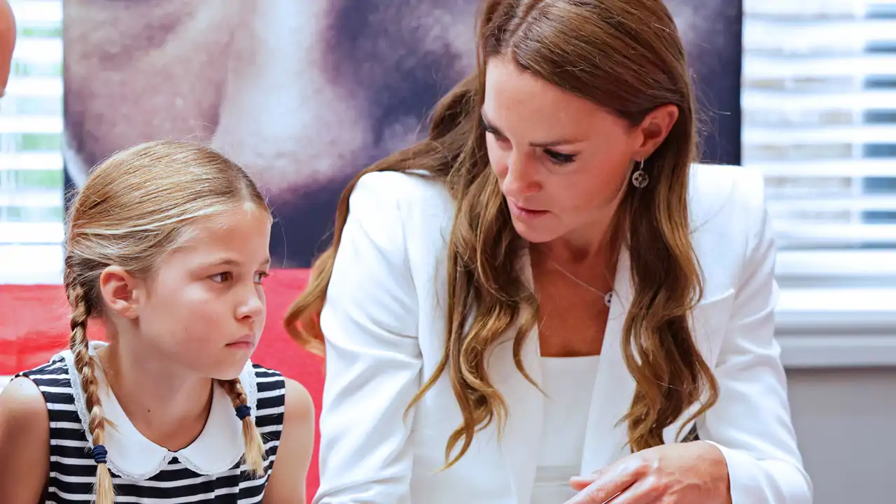 Una psicóloga destapa la "inquietud" de la princesa Charlotte tras el diagnóstico de cáncer de Kate Middleton a través del análisis de un dibujo