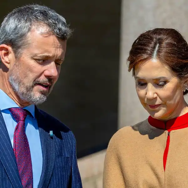 El momento más tenso y protocolario de Federico y Mary de Dinamarca que se han visto obligados a cumplir con sus obligaciones como matrimonio real