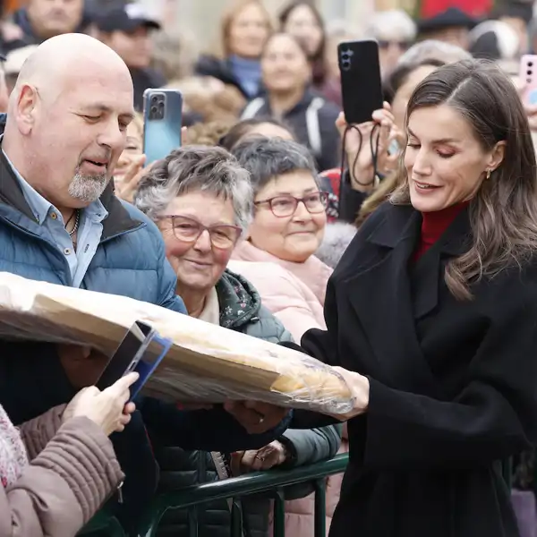 Alfonso Baigorri sorprende a la Reina Letizia con una hogaza de pan