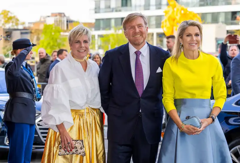 Guillermo y Máxima de Holanda con su cuñada. 