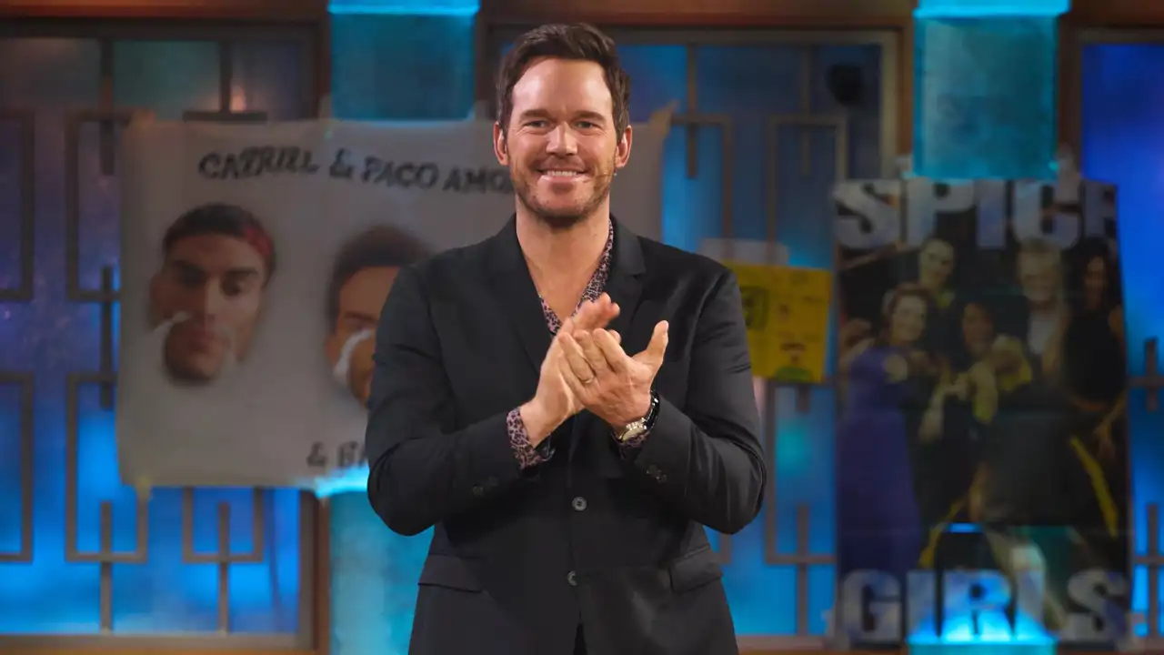 El objeto de 'La Revuelta' que ha dejado sin palabras a Chris Pratt, la primera estrella de Hollywood en acudir al programa