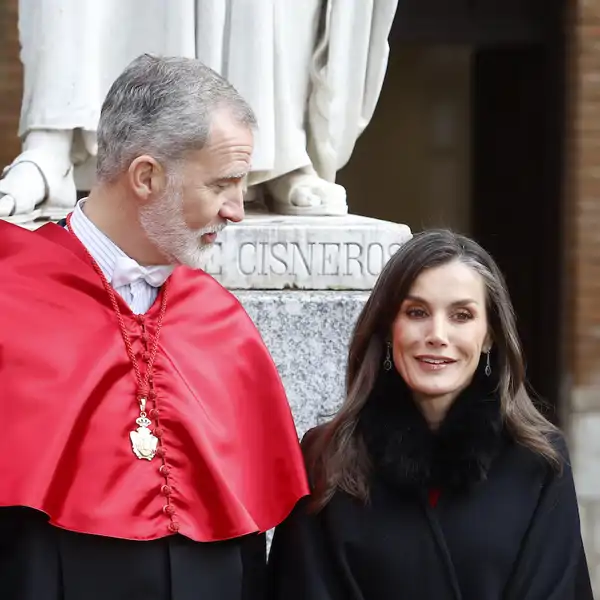 El matrimonio de Felipe y Letizia, a examen por la prensa francesa tras su último acto juntos 