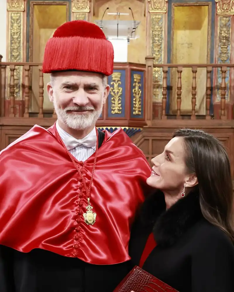 Reyes, en el acto de investidura del Rey Felipe VI en la Universidad de Alcalá 